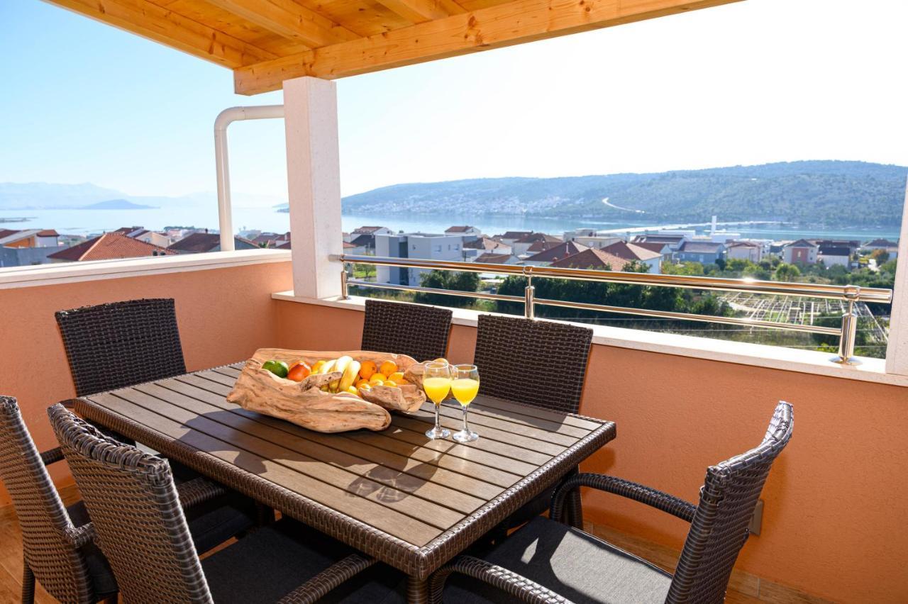 Loni Apartment Trogir Bagian luar foto