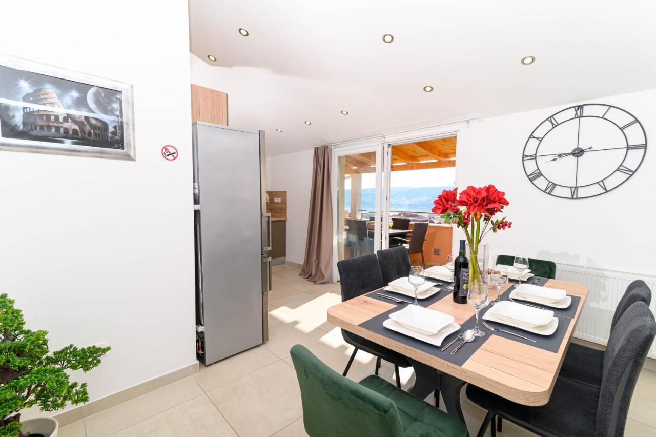 Loni Apartment Trogir Bagian luar foto