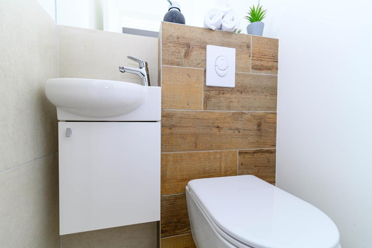 Loni Apartment Trogir Bagian luar foto